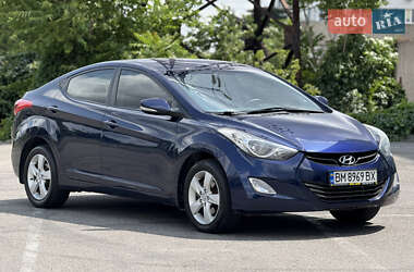 Седан Hyundai Elantra 2012 в 