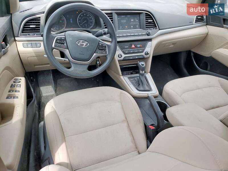 Седан Hyundai Elantra 2018 в Львове