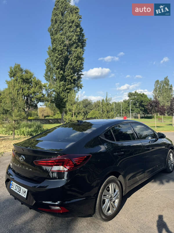 Седан Hyundai Elantra 2019 в Кременчуці