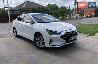 Седан Hyundai Elantra 2020 в Богодухіву