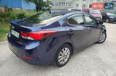 Седан Hyundai Elantra 2014 в 