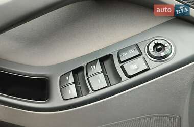 Седан Hyundai Elantra 2014 в 