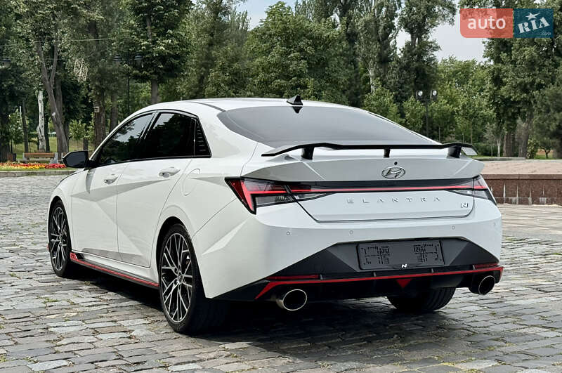 Седан Hyundai Elantra 2023 в Киеве