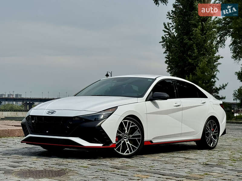Седан Hyundai Elantra 2023 в Киеве