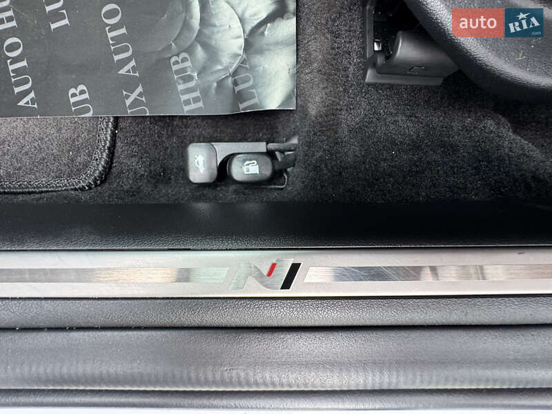 Седан Hyundai Elantra 2023 в Киеве