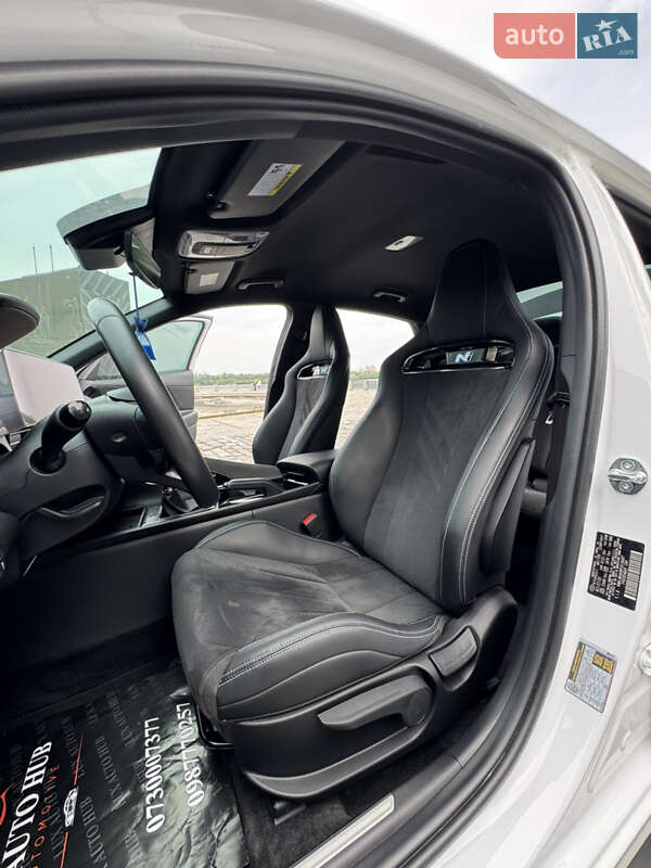 Седан Hyundai Elantra 2023 в Киеве