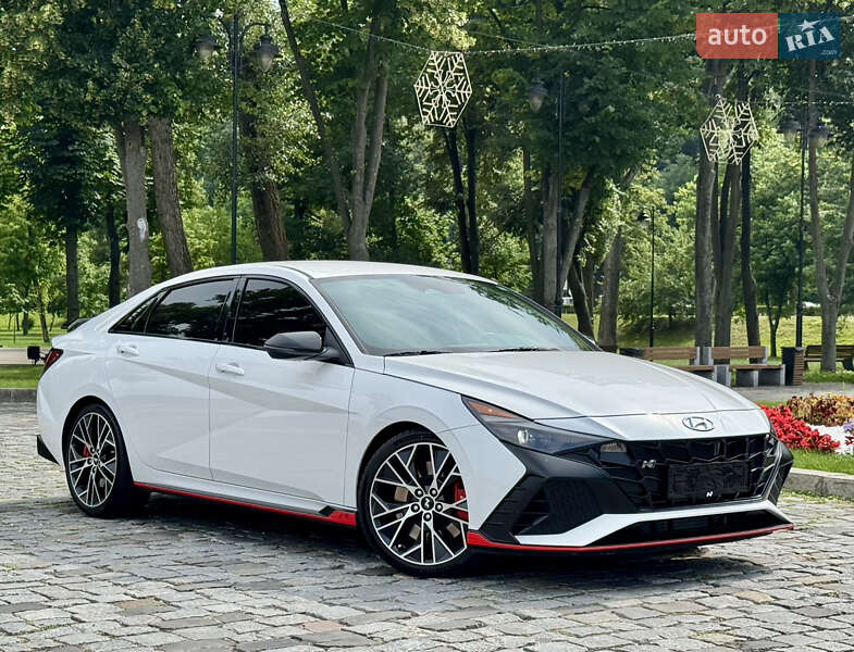 Седан Hyundai Elantra 2023 в Киеве
