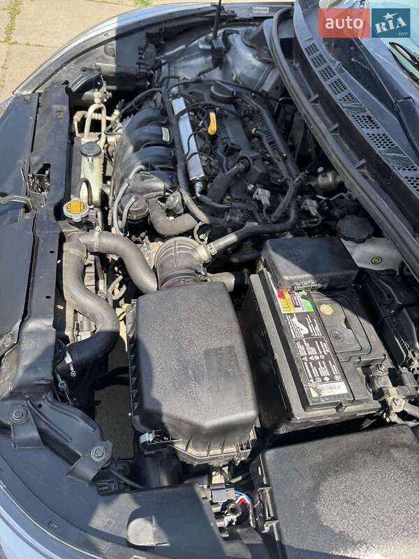 Купе Hyundai Elantra 2012 в Киеве