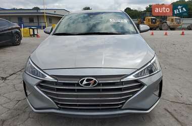 Седан Hyundai Elantra 2020 в 