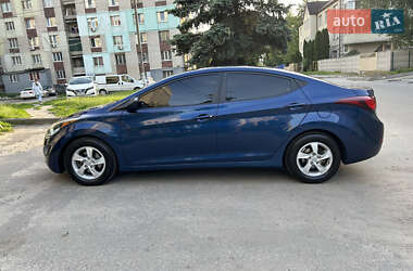 Седан Hyundai Elantra 2015 в 