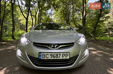 Седан Hyundai Elantra 2013 в Львове