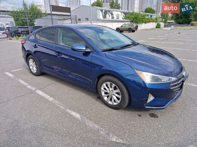 Hyundai Elantra 2018