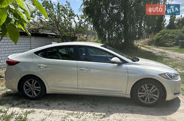 Седан Hyundai Elantra 2016 в 
