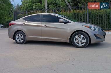 Седан Hyundai Elantra 2014 в Изюме