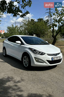 Седан Hyundai Elantra 2014 в 