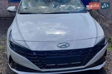 Седан Hyundai Elantra 2021 в Луцке
