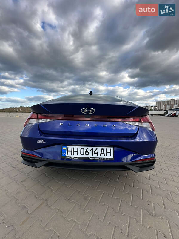 Седан Hyundai Elantra 2020 в Одессе