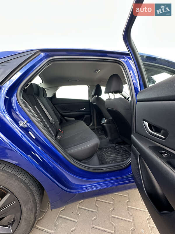 Седан Hyundai Elantra 2020 в Одессе