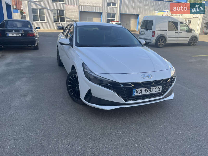 Седан Hyundai Elantra 2021 в Броварах