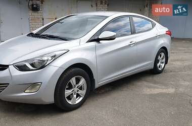 Седан Hyundai Elantra 2011 в Києві