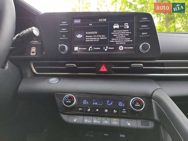 Седан Hyundai Elantra 2021 в Киеве