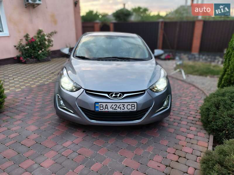 Седан Hyundai Elantra 2015 в Кропивницком