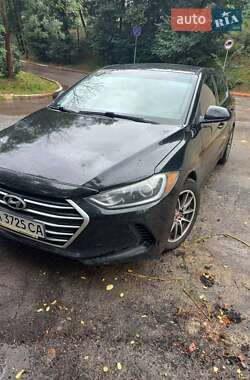 Седан Hyundai Elantra 2017 в Києві