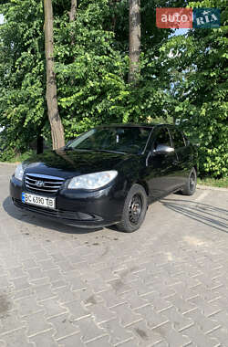 Седан Hyundai Elantra 2010 в Львове