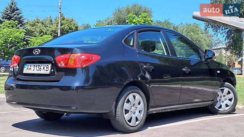 Седан Hyundai Elantra 2008 в Кам'янському