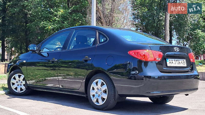 Седан Hyundai Elantra 2008 в Кам'янському