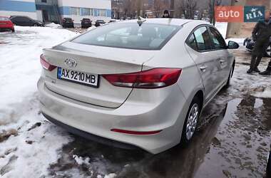 Седан Hyundai Elantra 2016 в Харькове