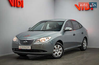 Седан Hyundai Elantra 2010 в Киеве