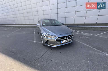 Седан Hyundai Elantra 2017 в Києві
