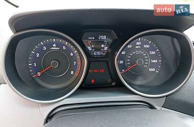 Седан Hyundai Elantra 2014 в 