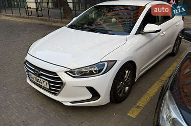 Седан Hyundai Elantra 2018 в Одессе