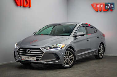 Седан Hyundai Elantra 2018 в Києві