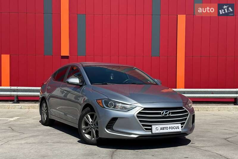 Hyundai Elantra 2016