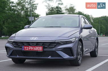 Седан Hyundai Elantra 2024 в 