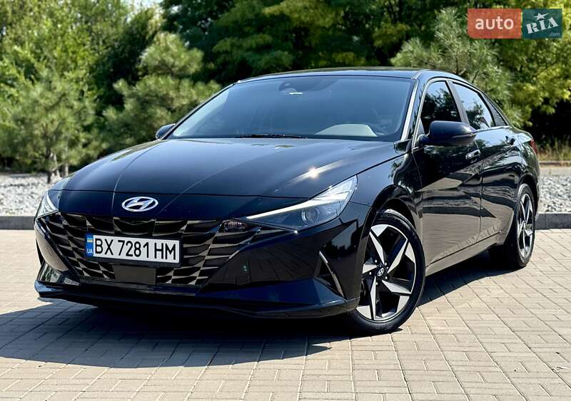 Hyundai Elantra 2021