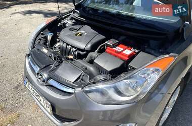 Седан Hyundai Elantra 2012 в 