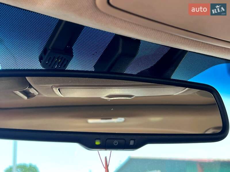 Седан Hyundai Elantra 2013 в Киеве