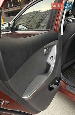 Седан Hyundai Elantra 2012 в 