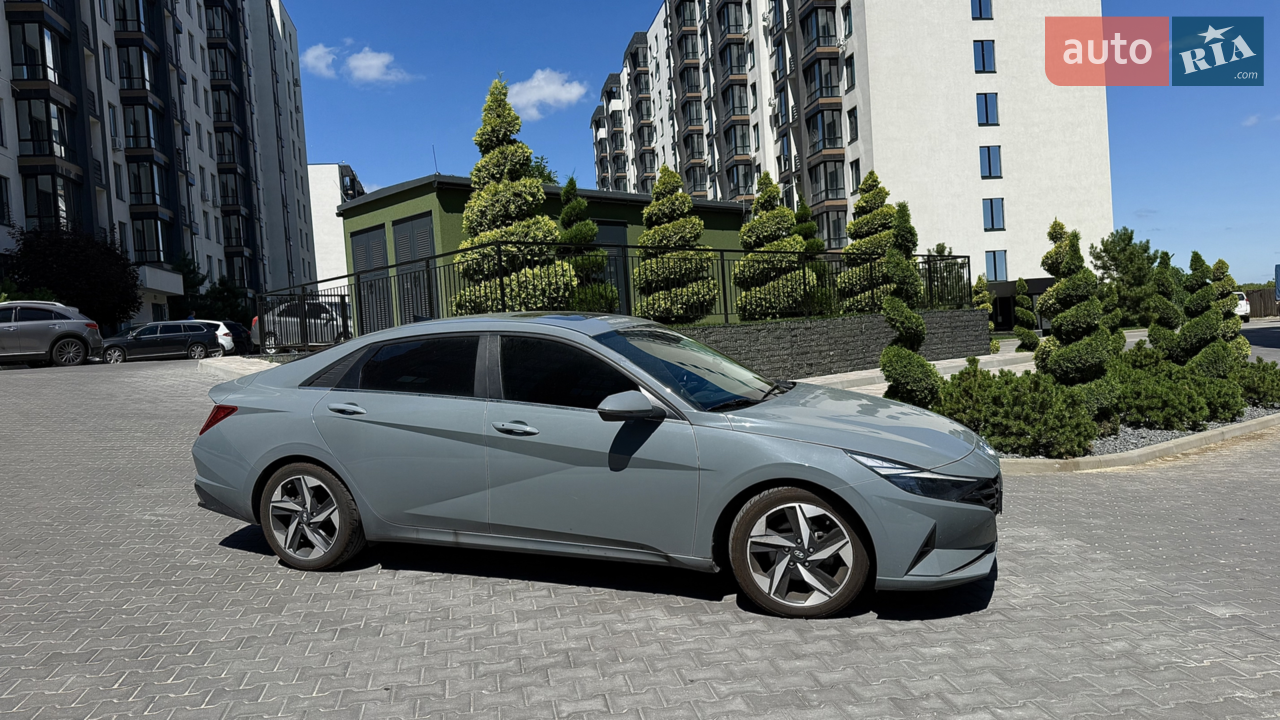 2021 Hyundai Elantra - мініатюра 32