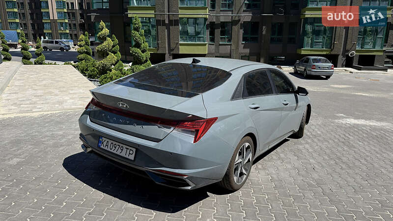 Седан Hyundai Elantra 2021 в Києві