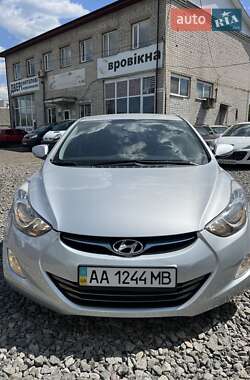 Седан Hyundai Elantra 2012 в 