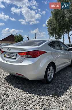 Седан Hyundai Elantra 2012 в 