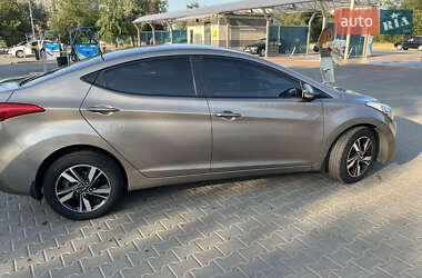Седан Hyundai Elantra 2011 в 