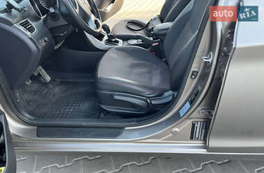 Седан Hyundai Elantra 2011 в 