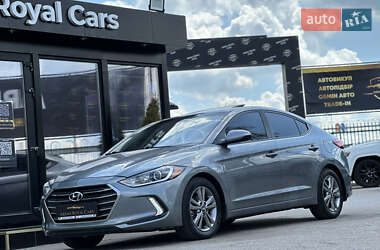 Седан Hyundai Elantra 2017 в 
