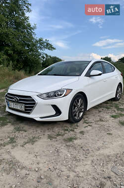 Седан Hyundai Elantra 2016 в Переяславе